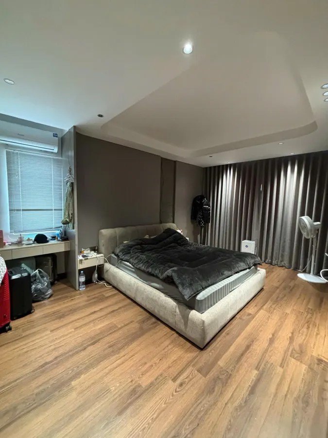 BÁN NHÀ MỚI Ô TO ĐỖ CỬA TRUNG TÂM Phố Trạm 50m2 X 7 Tầng 12.8 Tỷ Long Biên Hà Nội