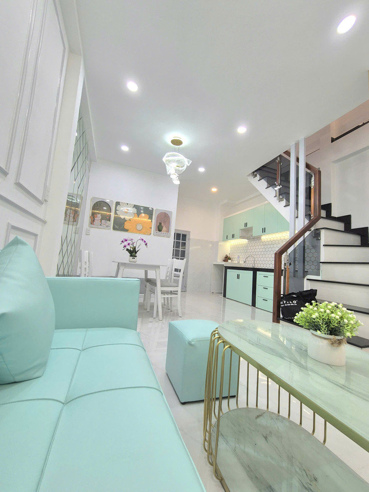 Bán nhà hẻm Đồng Đen, phường 14, Tân Bình - Nhà mới đẹp, sát mặt tiền đường, giá tốt