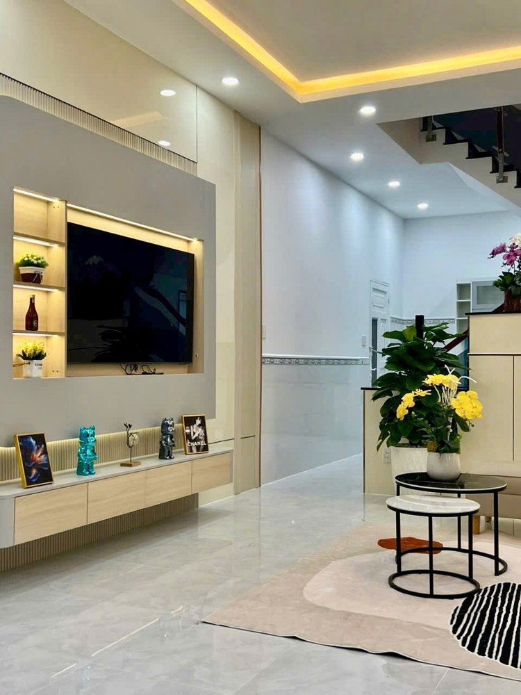 5❌20m, BÁN NHÀ 5 TẦNG, HXH, LÊ THỊ RIÊNG, TA, Q.12, 6 TỶ HƠN TL