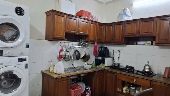 Nhà 2lầu/ST BTCT mặt tiền Phạm Hùng P.Chánh Hưng P5Q8