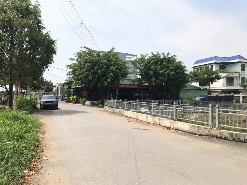 ĐẤT 2MT SÔNG SG 1.800M2 NHỊ BÌNH, HÓC MÔN, GIÁ RẺ (GẦN PHÀ AN SƠN)