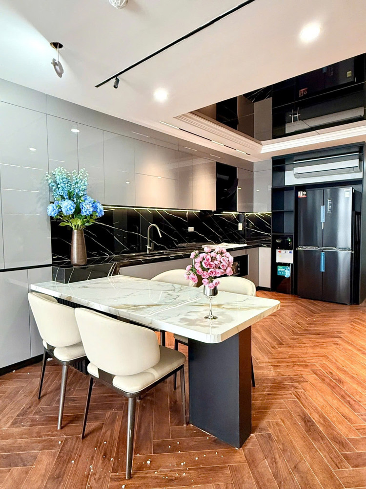 BÁN NHÀ MỚI ĐẸP XUÂN THUỶ, CẦU GIẤY - 56M² x 7T THANG MÁY - GARA Ô TÔ - FULL NỘI THẤT - GIÁ 28.9 TỶ