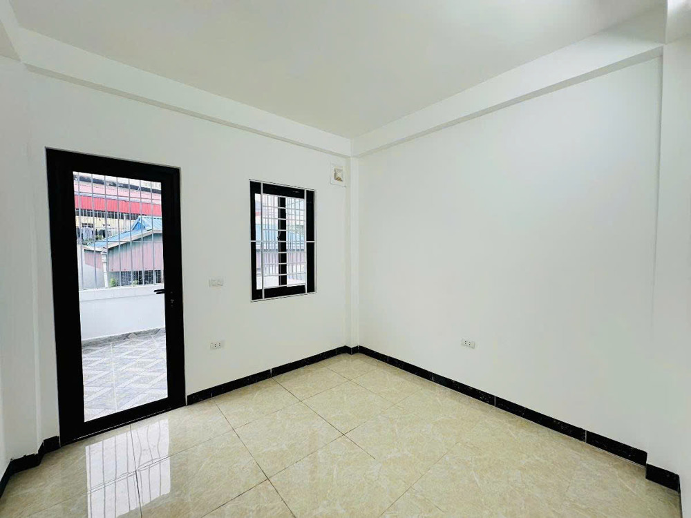 NHÀ MỚI NGAY LÁNG HẠ, GIẢNG VÕ 32M 5 TẦNG - 3PN RỘNG GIÁ 7.98 TỶ