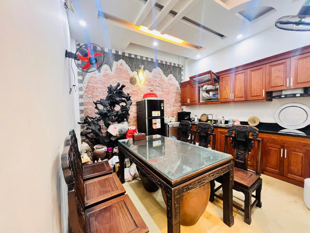 THÁI THỊNH – LÔ GÓC HAI THOÁNG – Ô TÔ TRÁNH-DÂN TRÍ CAO – 50M² – 4 TẦNG – NHỈNH 14 TỶ