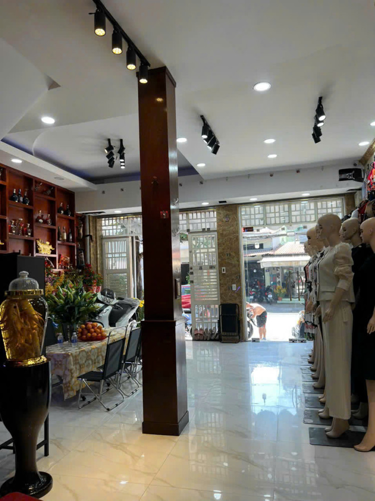 Bán biệt thự hxh Nguyễn Quý Anh, phường Tân Sơn Nhì, Tân Phú, 8 x 14m, 3 lầu, giá tốt