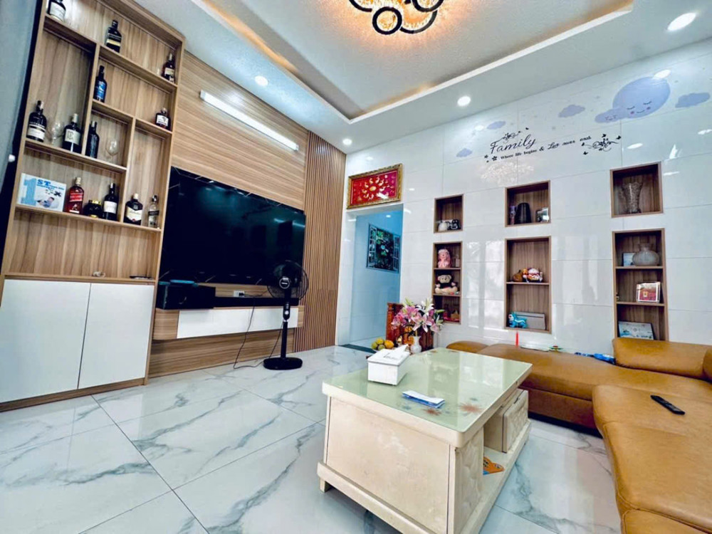 Giảm 80tr! Nhà Vuông SHR 2 tầng 47m2 – Quang Trung Gò Vấp S