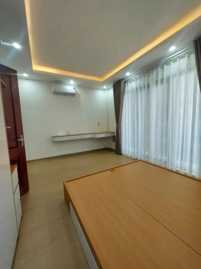 BÁN NHÀ 5 TẦNG ngay phố  Phan Đình Giót  giao cắt QUANG TRUNG - HÀ ĐÔNG , DT 30M, MT 4.2M , Giá 7.3