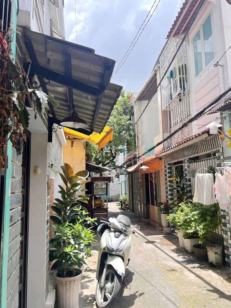 Nhà vị trí đẹp 154 Âu Dương Lân, Phường Chánh Hưng