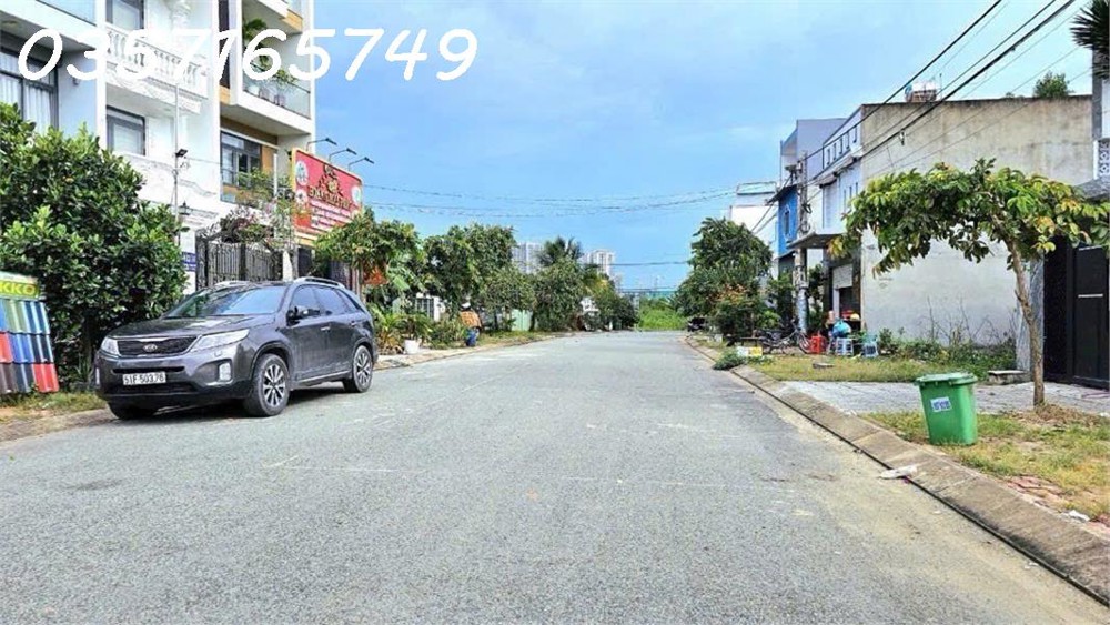 Bán gấp nhà 3 tầng Long Bình – 62m², sổ riêng, giá chỉ 5.6 tỷ, hẻm thông ô tô né nhau gần Vinhomes