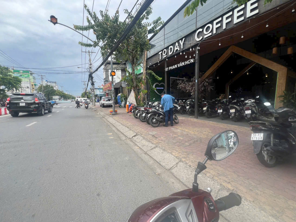 BÁN NHÀ CẤP 4 (14.8x25) GÓC 2 MẶT TIỀN – ĐƯỜNG PHAN VĂN HỚN, QUẬN 12