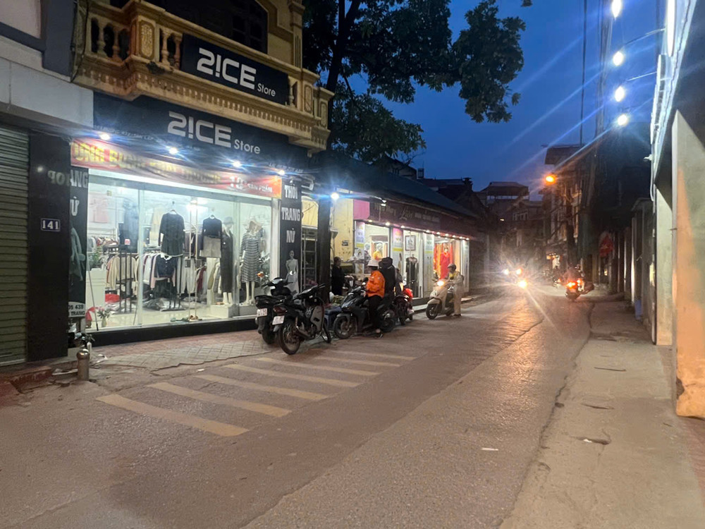 Bán đất Đan Phượng, lô góc 2 thoáng, oto vào tận đất, gần Vin Đan Phượng, giá đầu tư