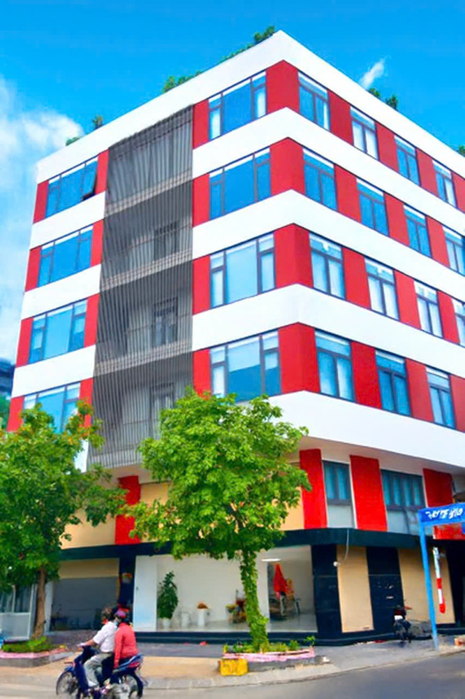 Bán tòa nhà văn phòng hẻm xe tải Vườn Lài, 12 x 25m, 6 tầng, nội thất đầy đủ