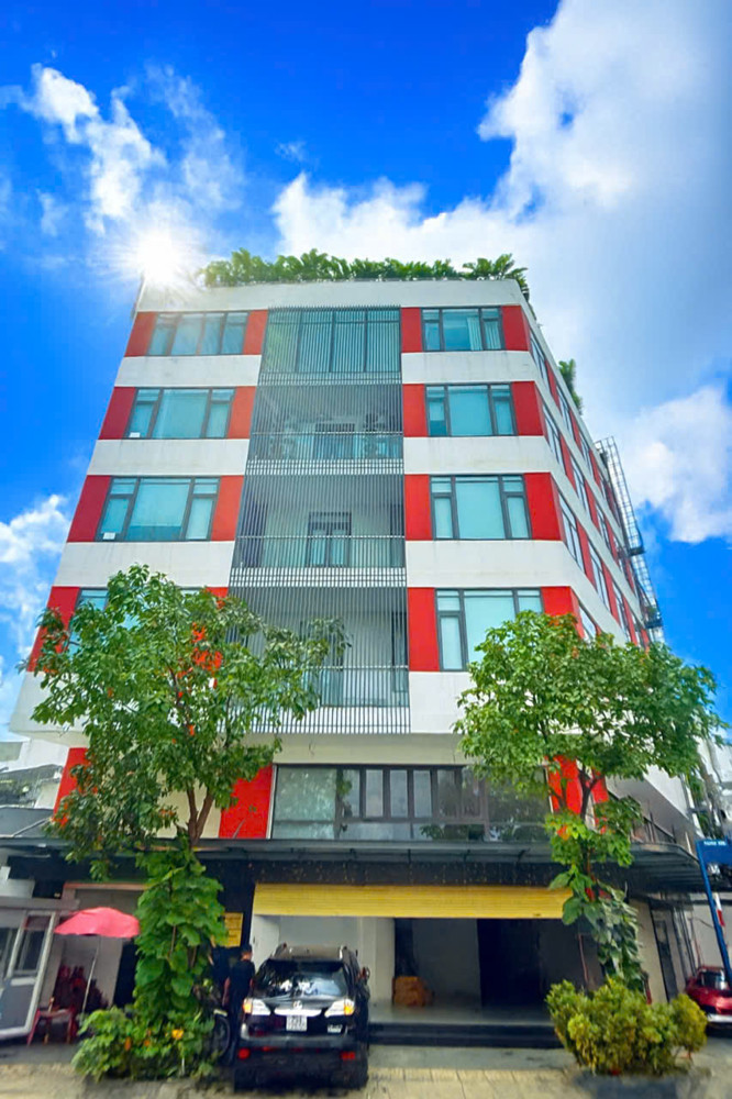 Bán tòa nhà văn phòng hẻm xe tải Vườn Lài, 12 x 25m, 6 tầng, nội thất đầy đủ