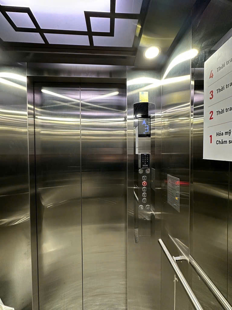 GIẢM SÂU 4 TỶ - CHỦ THIỆN CHÍ - MẶT PHỐ CẦU GIẤY - 2 MẶT TIỀN - SỔ VUÔNG ĐÉT