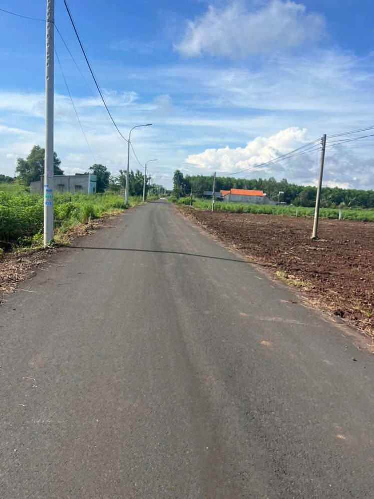 Chỉ 595tr . Cách tỉnh lộ khoảng 100m