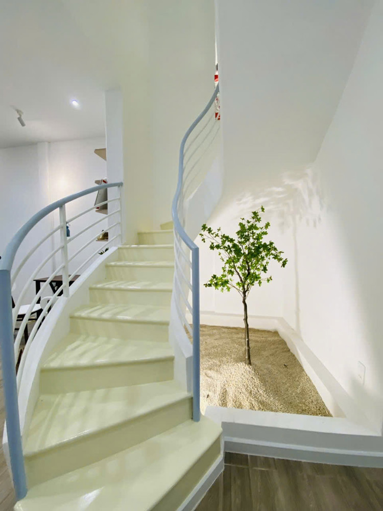 Quận 7 - HXH Huỳnh Tấn Phát - 40m2 - 2 tầng - Giá 5,5 tỷ