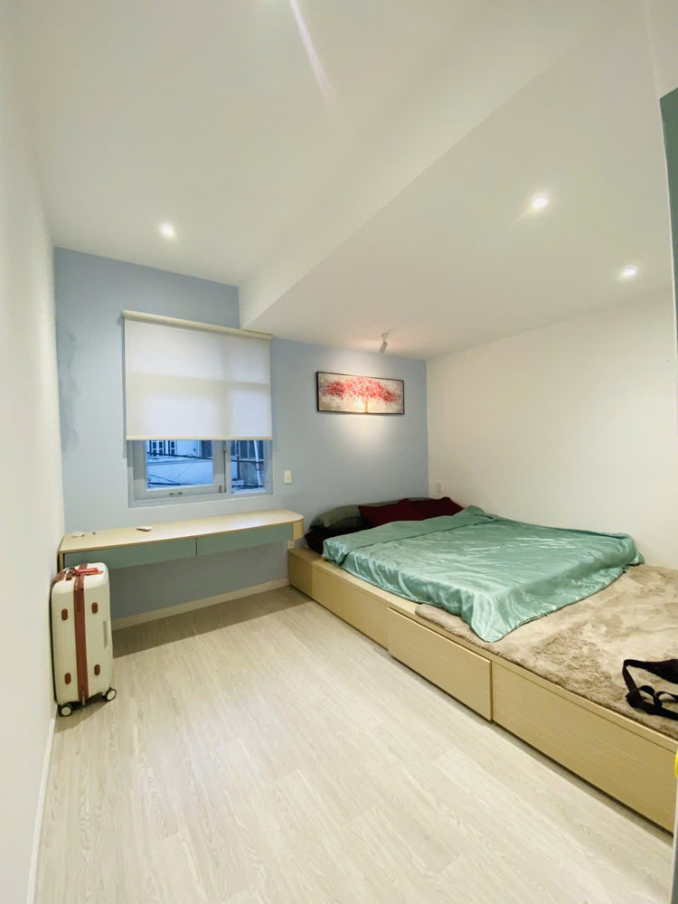 Quận 7 - HXH Huỳnh Tấn Phát - 40m2 - 2 tầng - Giá 5,5 tỷ