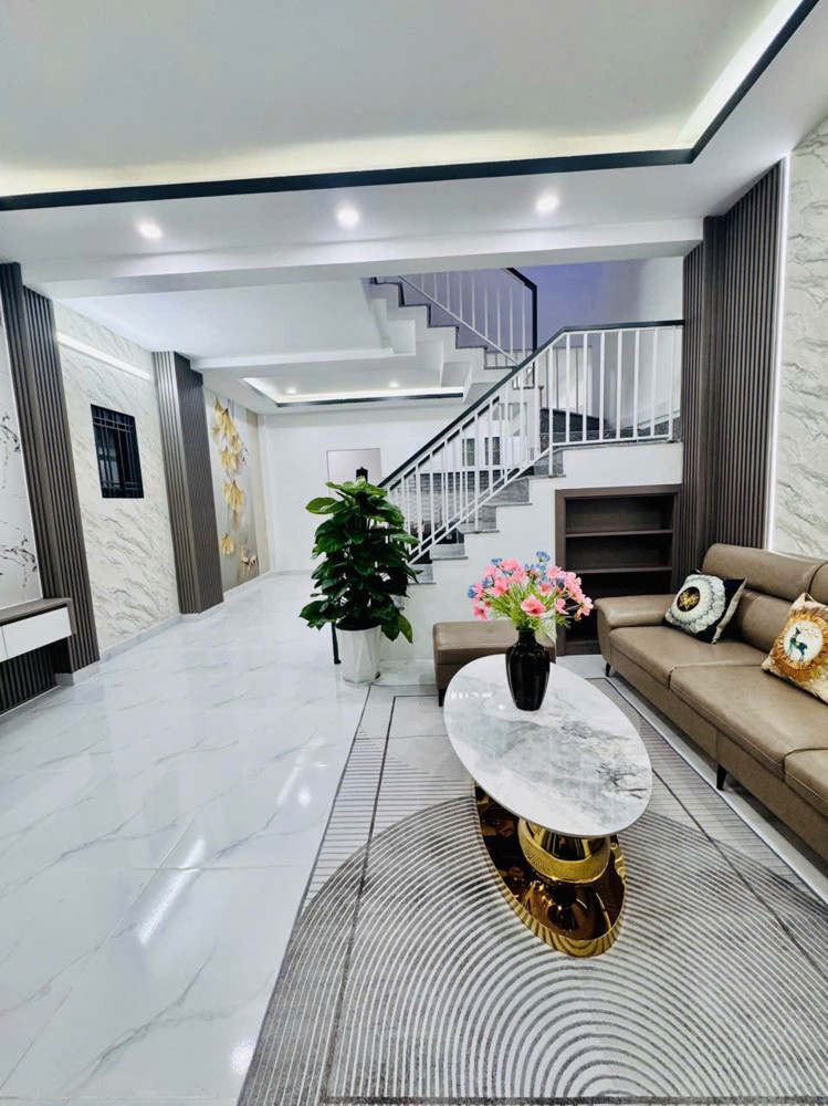 BẤN NHÀ 2 TẦNG NGÃ TƯ GA Q12- CHỢ CẦU ĐỒNG HẺM THÔNG XE TẢI - DIỆN TÍCH SD 110M2- SHR GIÁ NHỈNH 4.X