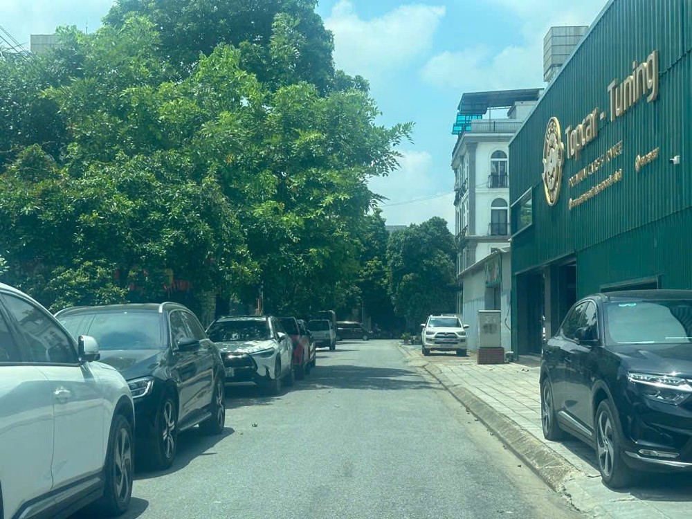 BÁN ĐẤT 330M² KIM QUAN THƯỢNG – VIỆT HƯNG – MẶT TIỀN 12.2M – ĐƯỜNG 12M – GIÁ 68 TỶ