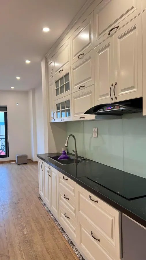 NHÀ MỚI KINH DOANH Ô TÔ ĐỖ CỬA Mai Phúc 61M2 7 TẦNG 14.5 tỷ Long Biên Hà Nội