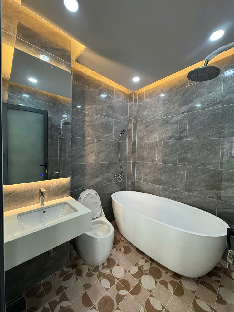 6.4 tỷ Nhà hẻm thông 181 Âu Dương Lân P.Chánh Hưng P3Q8