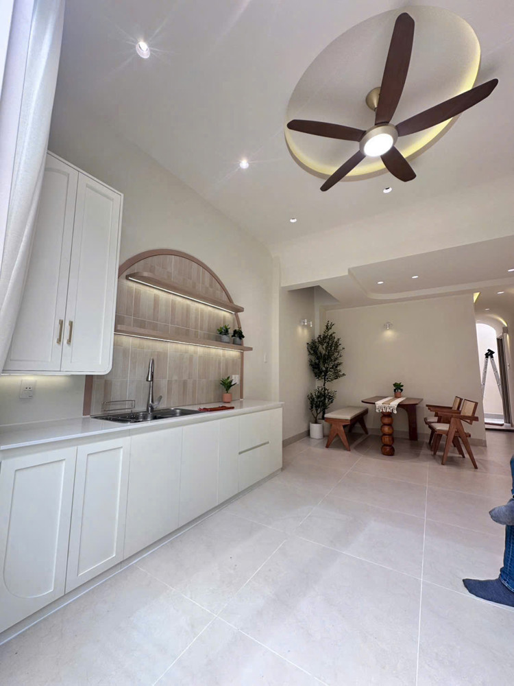 SIÊU PHẨM NHÀ 3 TẦNG HƯƠNG LỘ 2 – Nhà đẹp tuyệt, CHỈ 6.2 TỶ