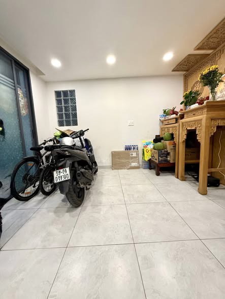 Nhà HXH Đường Nam Kỳ Khởi Nghĩa  Phường 7 Quận 3 Cũ