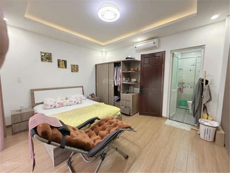 Bán nhà HXH đường Nguyễn Văn Đậu P7 - Q. Bình Thạnh. DT: 4,5x14m. 5 tầng nhà mới ở ngay. Giá 11 tỷ