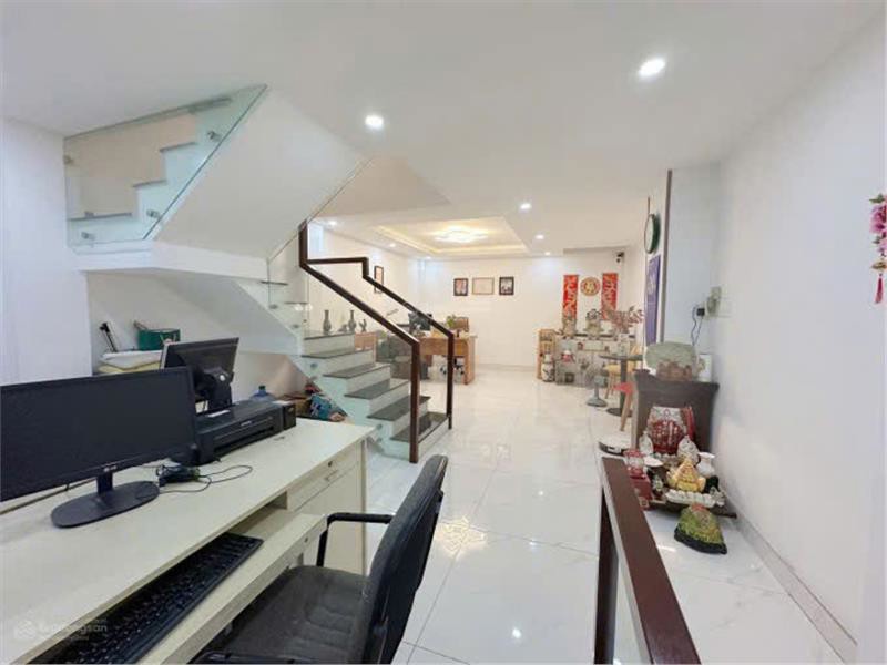 Bán nhà HXH đường Nguyễn Văn Đậu P7 - Q. Bình Thạnh. DT: 4,5x14m. 5 tầng nhà mới ở ngay. Giá 11 tỷ