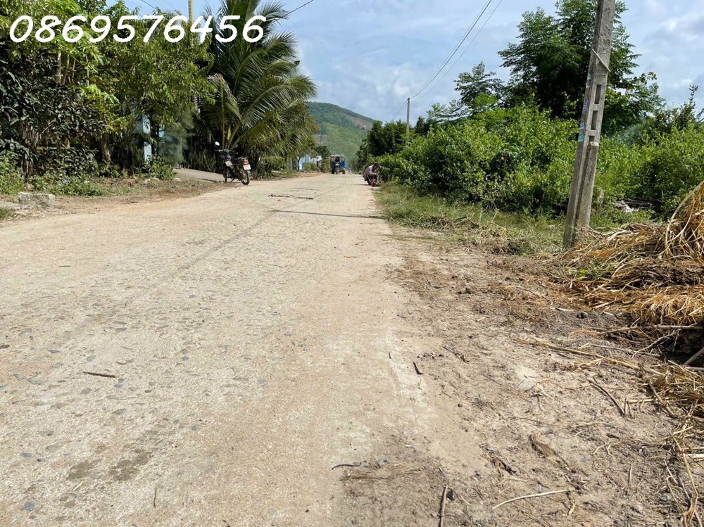 BÁN 1.800MÉT ĐẤT ĐỂ PHÂN LÔ CHO NHÀ ĐẦU TỪ TẠI KHÁNH HOÀ