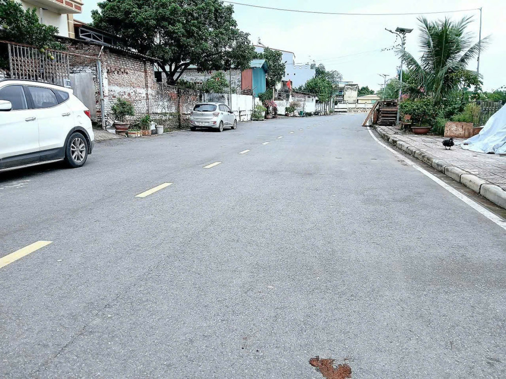 ĐẠN PHƯỢNG . DUY NHẤT 45M Ô TÔ  TRÁNH TRƯỚC NHÀ  .NGÕ THÔNG TỨ TUNG. GẦN CẤC TIỆN ÍCH.
GIÁ ĐẦU TƯ