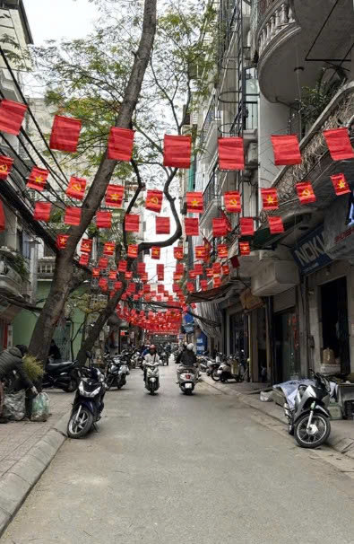 BÁN NHÀ GIẢNG VÕ, TRUNG TÂM BA ĐÌNH - 45/50M² x 5T - Ô TÔ TRÁNH - Ở NGAY - KINH DOANH ĐỈNH - GIÁ