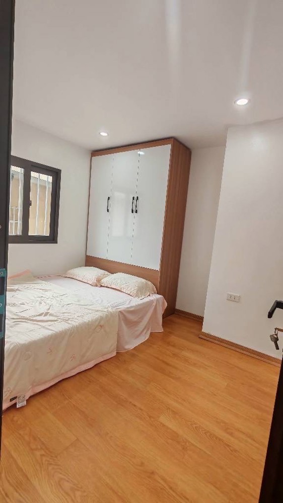 TẬP THỂ MAI DỊCH 70M-3 NGỦ,CHỈ 4,2 TỶ-Ô TÔ ĐỖ CẦU THANG,FULL NỘI THẤT