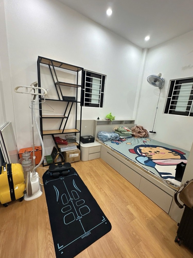 BÁN NHÀ NGUYỄN VĂN CỪ LONG BIÊN,OTO,NGÕ THÔNG,LÔ GÓC,DÂN XÂY,SÁT PHỐ,35M