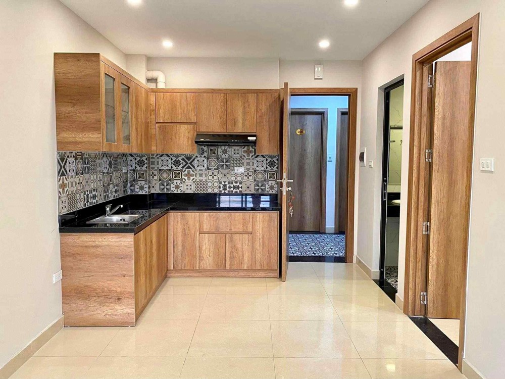 bán toà nhà Apartment Ngọc Thuỵ, 2 sàn văn phòng + 15 căn hộ khép kín, dòng tiền 130tr/tháng