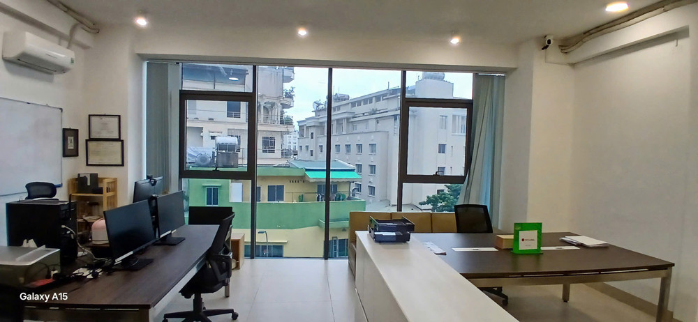 CHO THUÊ TÒA NHÀ ĐƯỜNG ÚT TỊCH, PHƯỜNG 4, TÂN BÌNH, HỒ CHÍ MINH