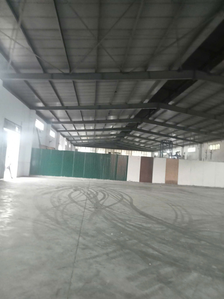 GIÁ RẺ CHO THUÊ XƯỞNG1800m2 tại KCN ĐỒNG VĂN 1