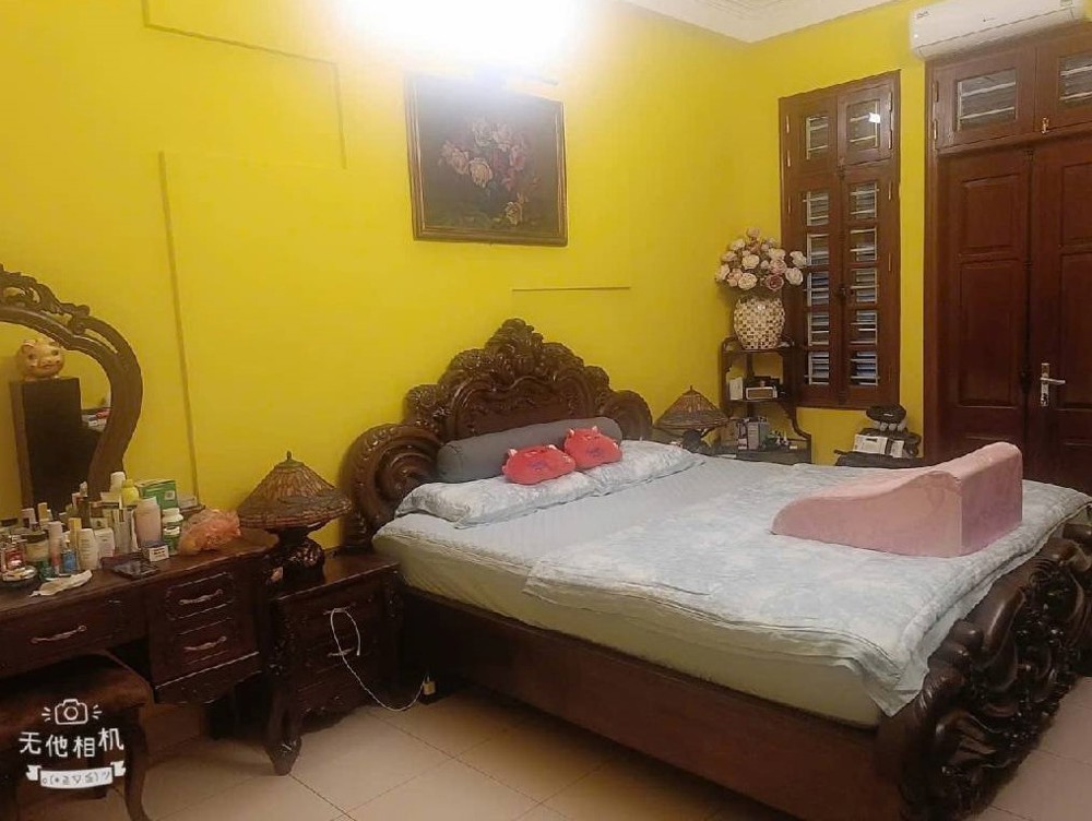 Bán nhà phố Huỳnh Thúc Kháng - Carnival đỗ cửa  - Thoáng ở ngay - 50m2 - n 14 tỷ