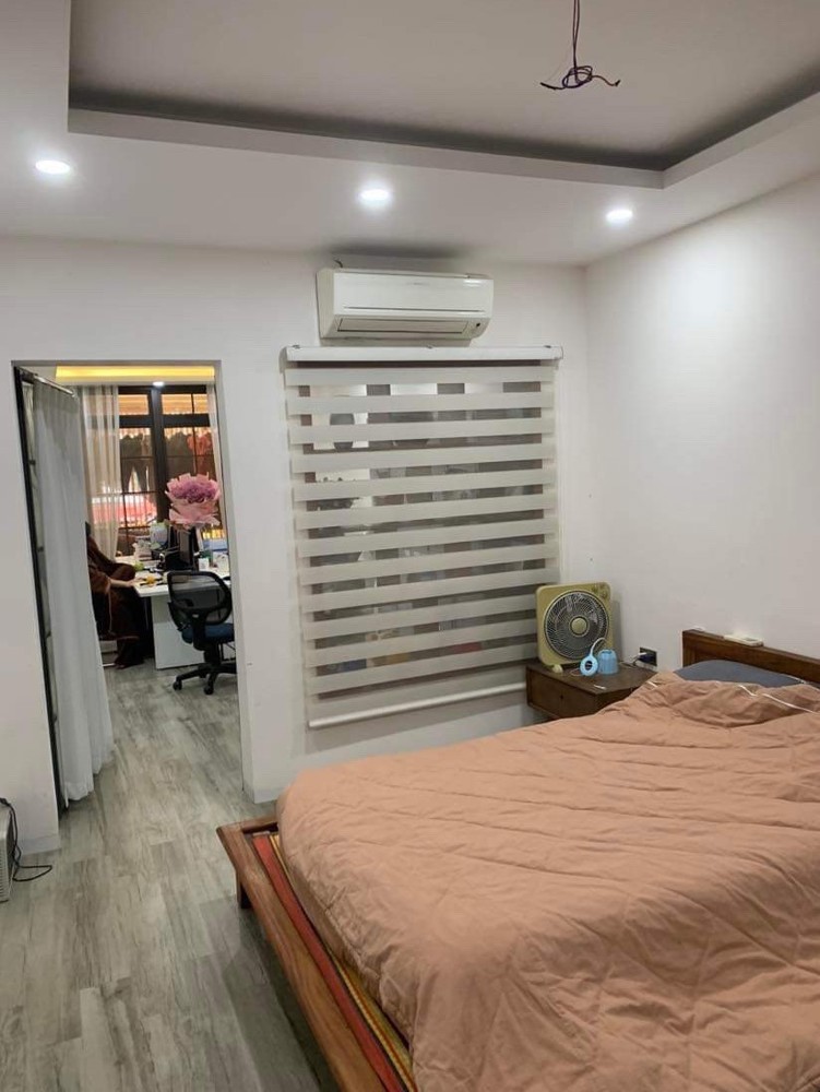 Bán TT Đống Đa - ô tô đỗ cửa - DT sổ hiếm - DT sử dụng 150m2 - tầm tiền cạnh tranh nhà đất