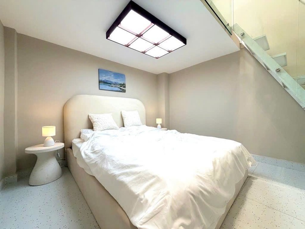 Bán nhà Đinh Bộ Lĩnh, P.26, 3.5x8m, 1 trệt, 1 lầu, 2 pn, 3wc, 5.4 tỷ, TL