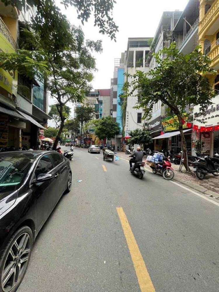 BÁN TÒA NHÀ THANH XUÂN 190MX9 TÂNG, THANG MÁY, TẦNG HẦM, MẶT TIỂN 14M 160 TỶ