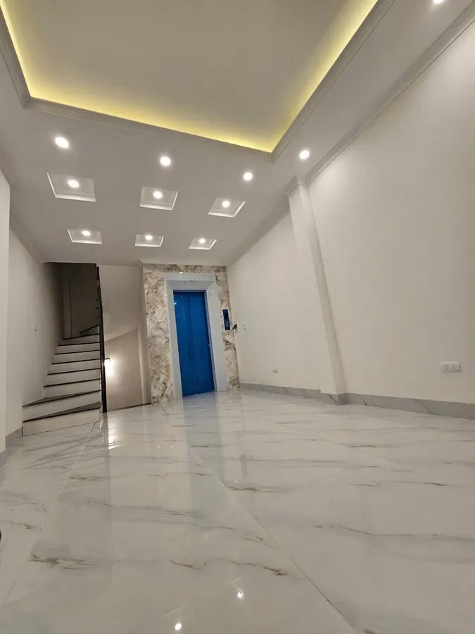 Bán nhà mặt phố Mai Phúc 50/61m2 7 tầng 14.5 tỷ Long Biên Hà Nội