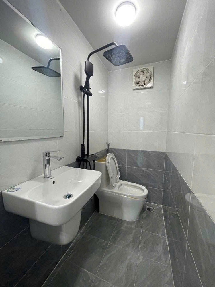 Bán nhà xen kẹt Bùi Xương Trạch, Định Công Thượng - 34m Gara ô tô 4 tầng mới đẹp như hình 4,95 tỷ