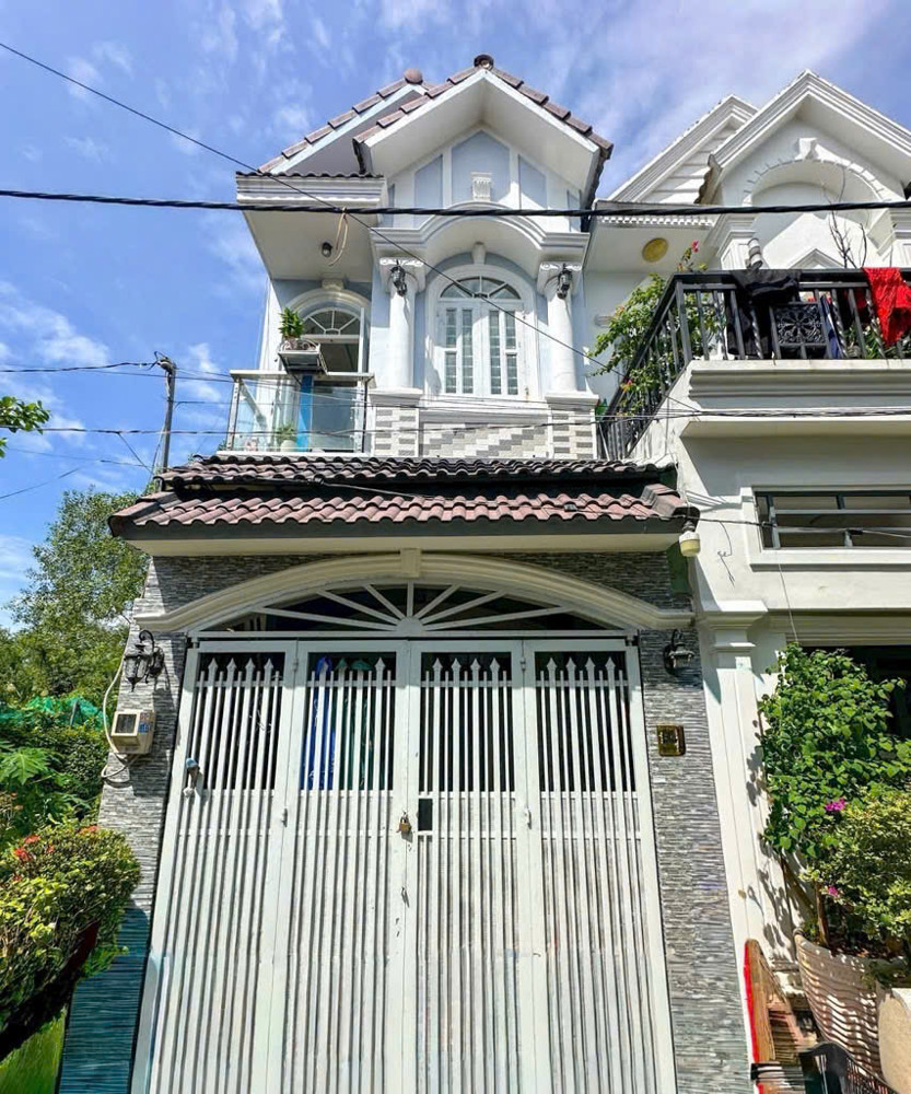 Bán căn nhà Huỳnh Tấn Phát - Hẻm 6M - DT 61M2 - Chỉ Nhỉnh 4 Tỷ