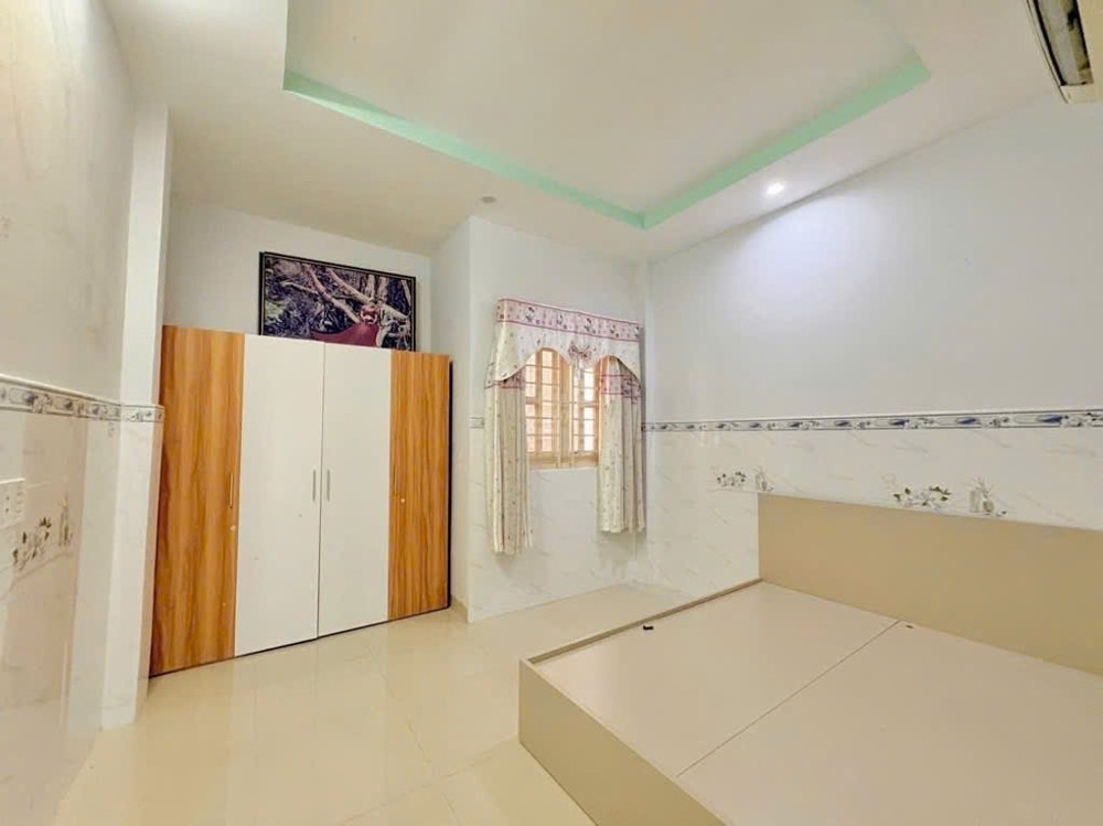 Bán căn nhà Huỳnh Tấn Phát - Hẻm 6M - DT 61M2 - Chỉ Nhỉnh 4 Tỷ