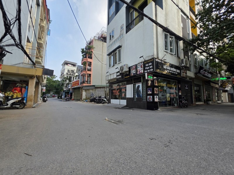 MẢNH ĐẤT VÀNG SIÊU HIẾM – LIỀN KỀ VIN GARDENIA – Ô TÔ TRÁNH DỪNG ĐỖ – KD SẦM UẤT NGÀY ĐÊM