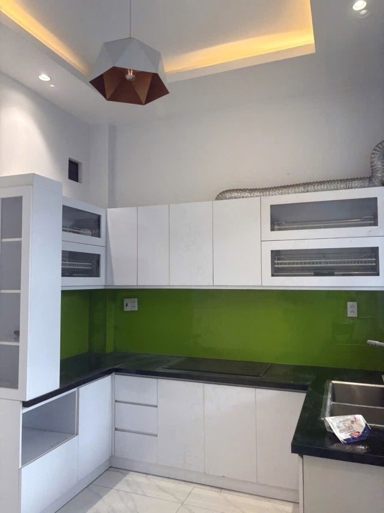 Bán nhà  đường Số 11, Trường Thọ, Thủ Đức. DT 68 m2, 3 tầng, 3PN, SH, 7.39  tỷ