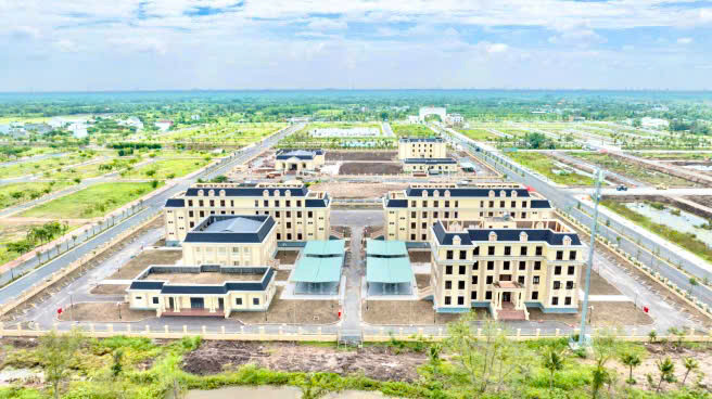 Giữ chỗ khu Mai Vàng- Sổ hồng trao tay Shophouse Nhà Phố 6x18 Agora City: 2.6 Tỷ VAT.Sơn 0933828233