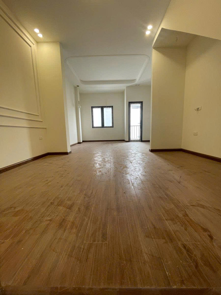 BÁN NHÀ PHỐ NGỌC LÂM - LONG BIÊN GIÁ ĐẦU TƯ