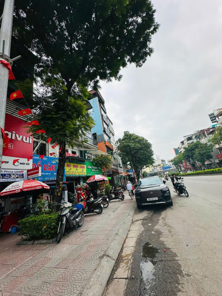 BÁN NHÀ MẶT PHỐ NGUYỄN VĂN CỪ – TRUNG TÂM LONG BIÊN